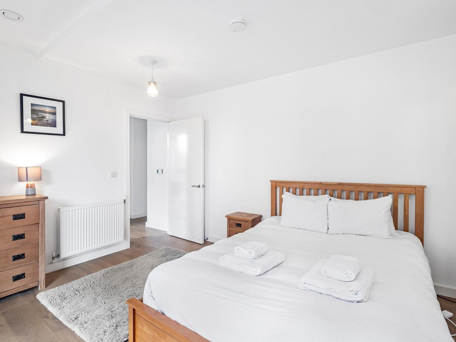 Modern Flat With Balcony Pass The Keys Appartamento *